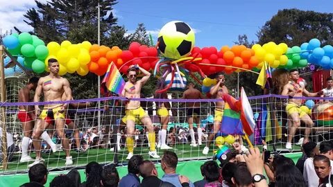 marcha gay 2018 en Bogota COLOMBIA - YouTube