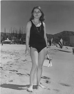 Patty Duke Patty duke, Vintage swimwear, Patty duke show