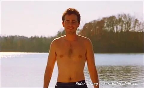 BMC :: Rider Strong nude on BareMaleCelebs.com