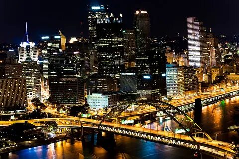 Dahntahn Pittsburgh, PA. Joey Gannon Flickr