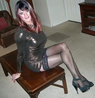 Expose Yourself to the Alluring World of Naked Mature Crossdressers