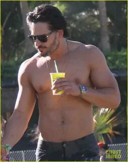 Joe Manganiello: Shirtless at Coachella! - Joe Manganiello f