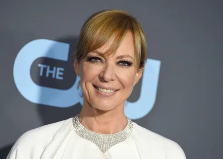 Allison Janney Wiki, Bio, Age, Net Worth, and Other Facts - 