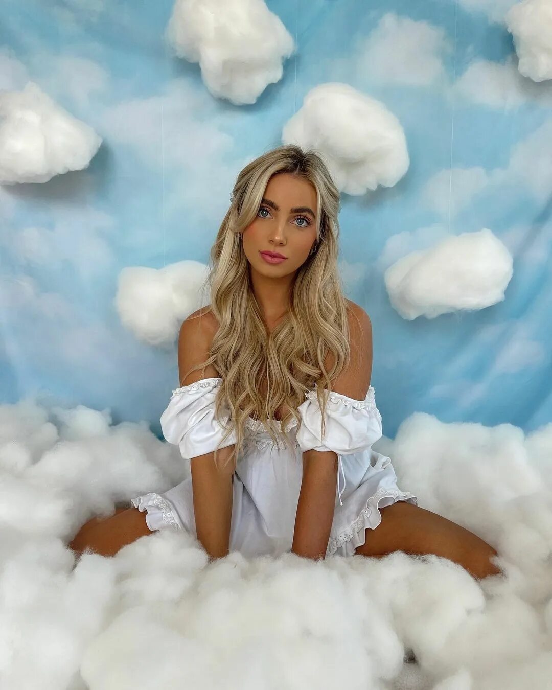 Lexi on Instagram: "Head in the clouds" .