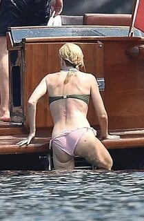 Gillian Anderson In Bikini At Portofino Italy - Celebzz - Ce