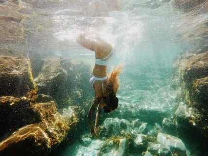 Deanna ⚓ on Twitter: ""@missgypsyone: Underwater twerk http: