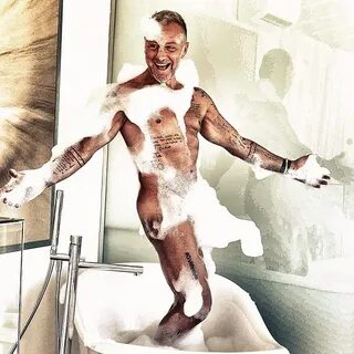 Gianluca vacchi naked ♥ You Must Watch This Hot Italian Coup