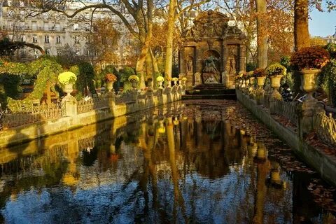 Paris’s most romantic fountain, the Medici Fountain, was com