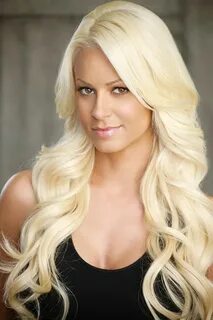 Pictures of Maryse Ouellet Mizanin