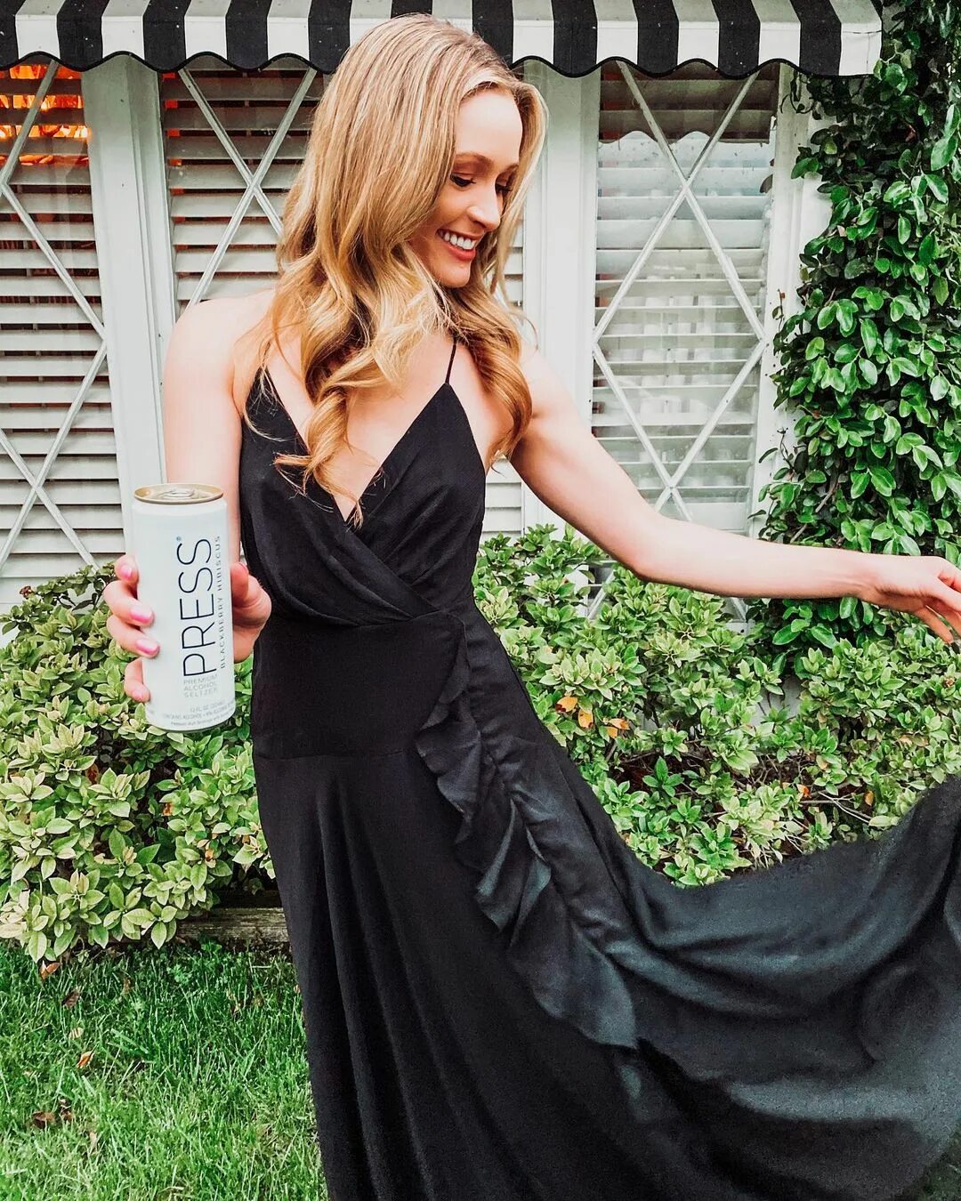 Greer Grammer в Instagram: "And the @pressseltzer goes to. !!!! #ad My...