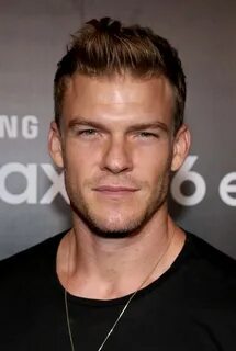 Alan Ritchson Images