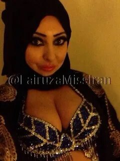 Arab-persian goddess Fairuz Dibba aka Fairuza Missiran - Nud