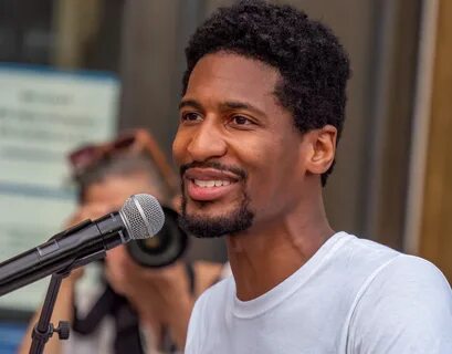 File:Jon Batiste in Brooklyn Juneteenth 2020 (94642).jpg - W