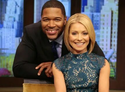 Michael Strahan Is "Excited" for Kelly Ripa to Return to LIV