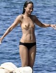 Zoe Saldana Nude Tits (110 Photos) - Sexy e-Girls 🔞