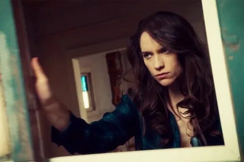 Wynonna Earp: 8 Best Moments from "Let’s Pretend We’re Stran