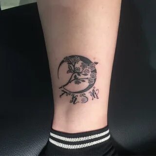 115+ Best Moon Tattoo Designs & Meanings - Up in the Sky (20
