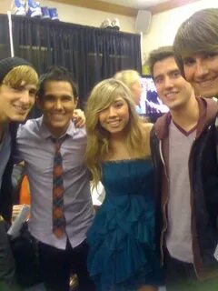 Big Time Rush and Jennette McCurdy - Big Time Rush Photo (11