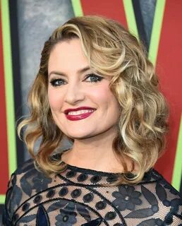 Madchen Amick - Showtime's "Twin Peaks" Premiere in Los Ange