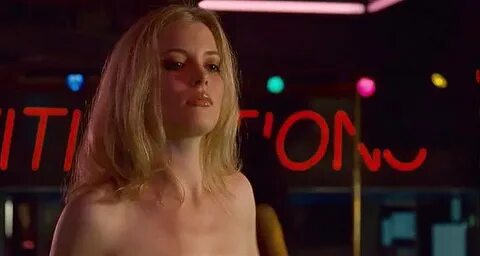 Gillian Jacobs Hot Topless In Choke - ScandalPost