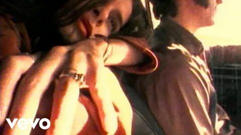 Music video by Mazzy Star performing Fade Into You. (P) 2005