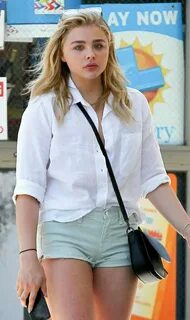 Chloë Grace Moretz. Model & Actress ❤ Chloe grace, Chloe gra