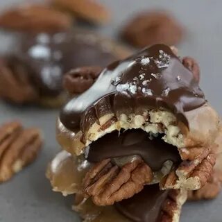 Keto Turtles Candy in a stack Low carb candy, Low carb recip