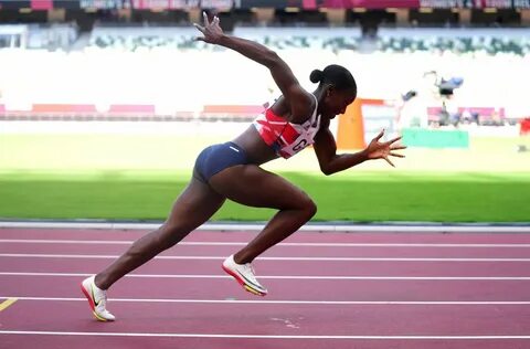 Olympics-Athletics-Britain set the pace in women's 4x100m re