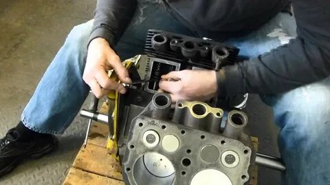 Wisconsin Engine VH4D Valve Adjustment - YouTube