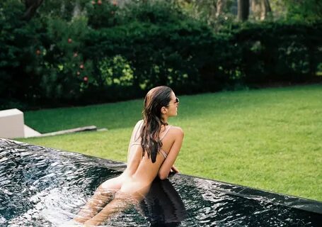 Gabrielle Caunesil Nude & Sexy (29 Photos) #TheFappening