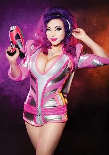 COSPLAY COLLABS: Yaya Han’s Artistic Associations - Cosplay-