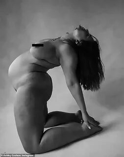 Ashley Graham shows off her naked pregnant form as she assur