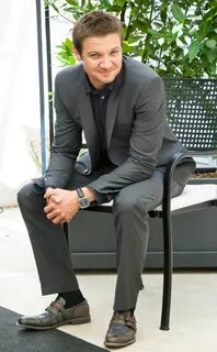 Jeremy Renner from The Big Picture: Today's Hot Photos E! Ne