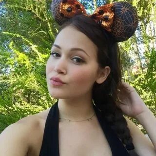 Instagram post by Kelli Berglund * Nov 3, 2015 at 2:34pm UTC