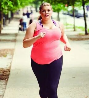 Пышные и активные: три толстушки, которым лишний вес в спорт