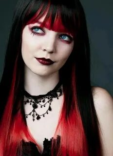 Ideas for beaded jewelry Make-Up Focus Gothic hairstyles, Bl