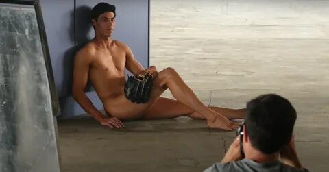 Christian Yelich Body Issue: ESPN Magazine Photoshoot + Roxa