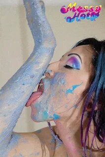 Slimy, wet, messy and slippery WAM & SLIME GIFs - 175 Pics x