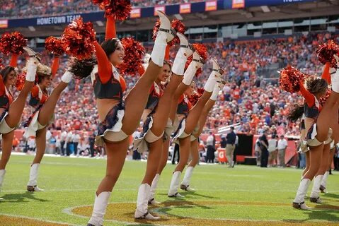 Denver Broncos - Ultimate Cheerleaders