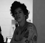 GIF harry styles hot one direction - animated GIF on GIFER