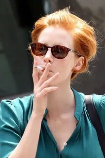 Jessica chastain smoker