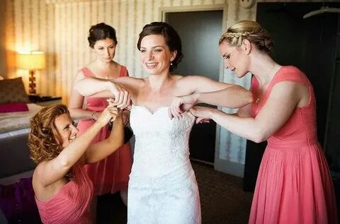 💛 Bride & Bridemaids Photo Ideas 💍 👰 - Musely