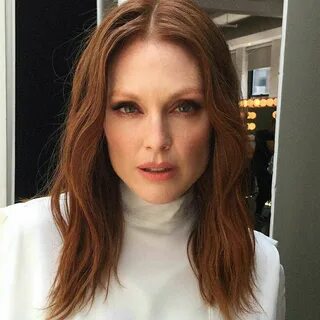 Julianne Moore Eye Color Related Keywords & Suggestions - Ju