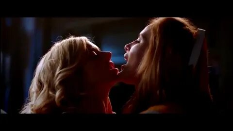 Lesbian kissing scene xvideo