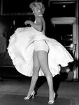 Фото Мэрилин Монро в белом платье над люком - самый знаменит