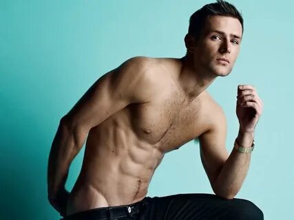 Gratuitous Harry Judd GIFs Alan Ilagan