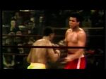 Expert Fighter - Earnie Shavers teasing Muhammad Ali.But... 