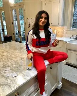 70+ Hot Pictures Of Molly Qerim Are So Damn Sexy That We Don