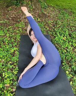 Jamie Marie Yoga - Foot Models - Social Media Feet