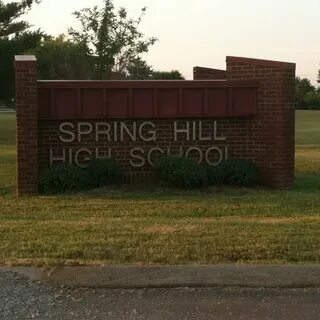 Spring Hill High School - 2 подсказки(-ок)